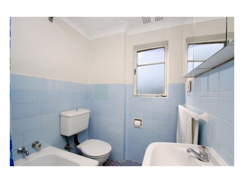 32/30 Ewart Street, Marrickville NSW 2204