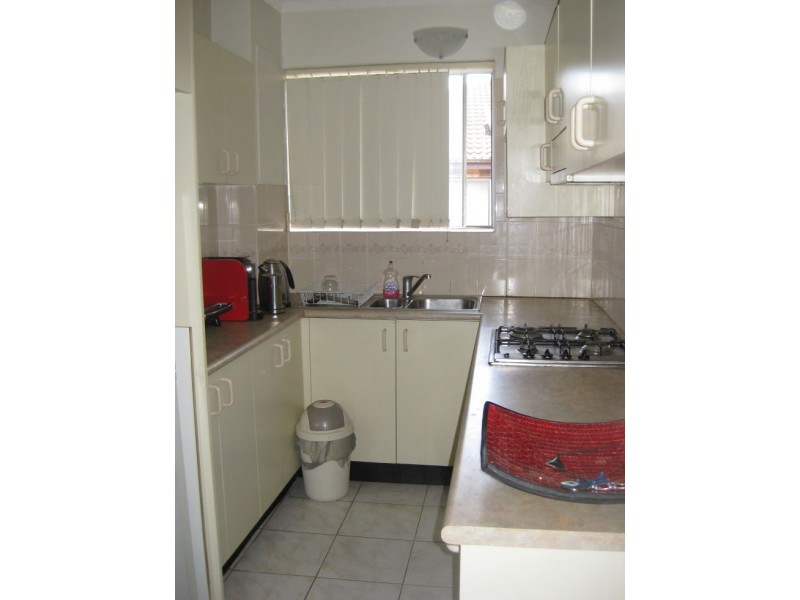 12/17 Mascot Drive, Eastlakes NSW 2018