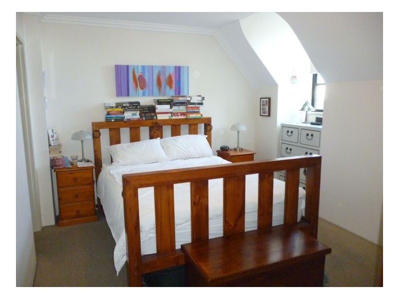 4/2-18 Newman Street, Newtown NSW 2042