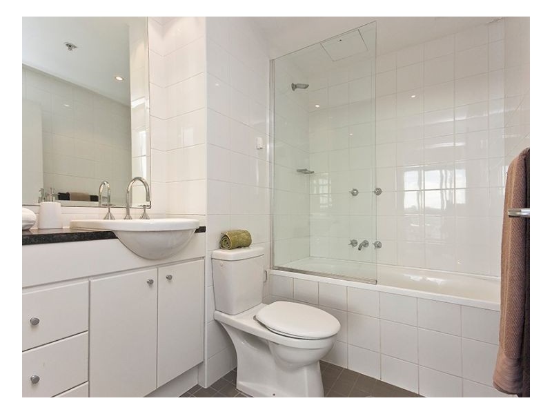 802/221-229 Sydney Park Road, Erskineville NSW 2043