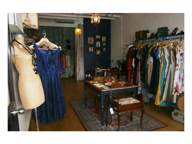 Shop 592 King St, Newtown NSW 2042