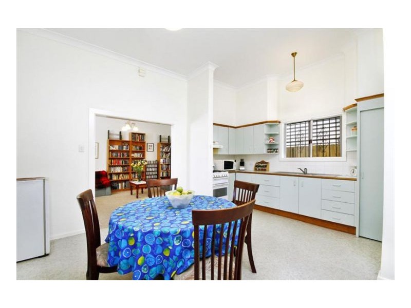 27 Hart Street, Tempe NSW 2044