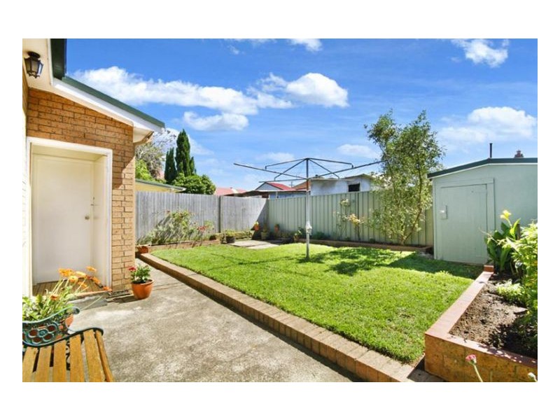 27 Hart Street, Tempe NSW 2044