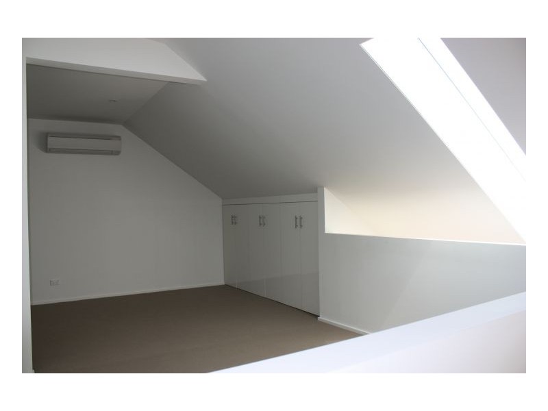 18/1a GOWRIE STREET, Erskineville NSW 2043