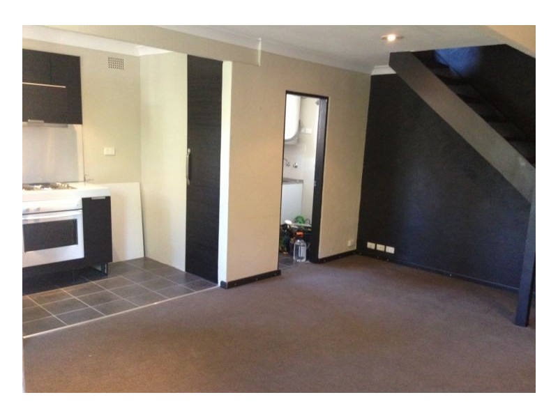 1/33 Flora Street, Erskineville NSW 2043