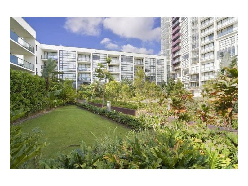 1504/221 Sydney Park Road, Erskineville NSW 2043