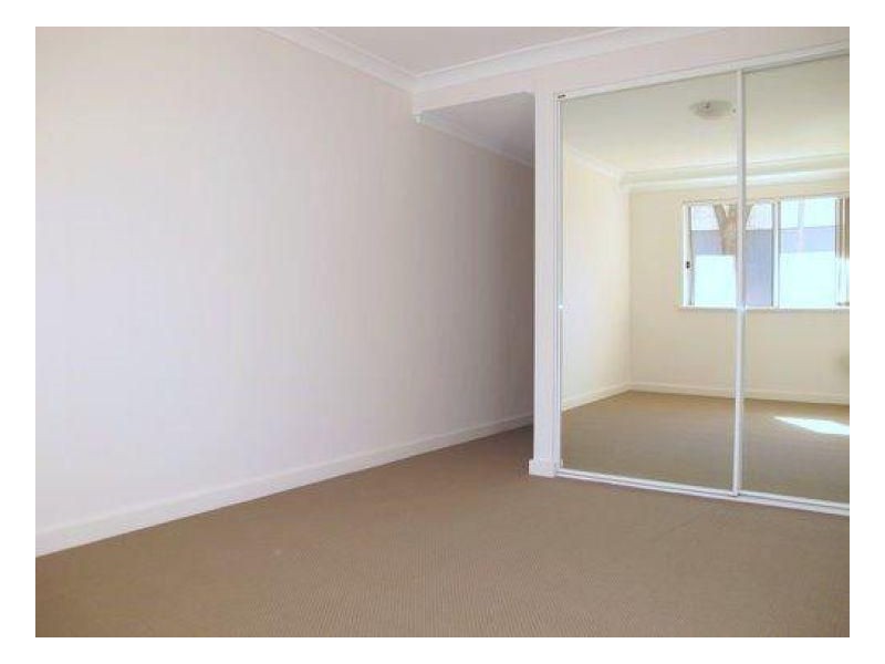 Unit – 5/300 Mitchell Rd, Alexandria NSW 2015