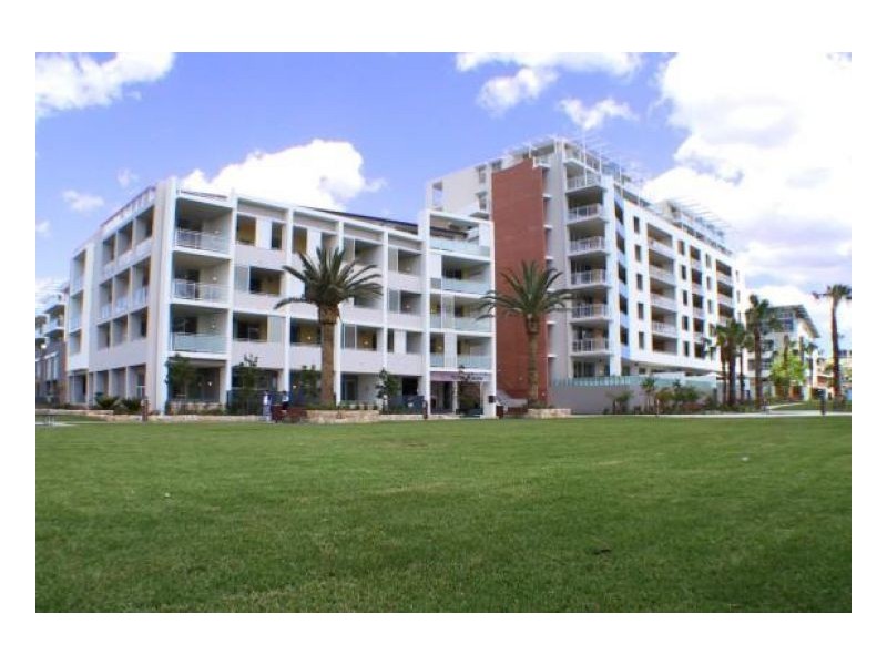 741/2 The Crescent, Wentworth Point NSW 2127