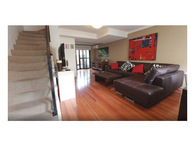 11/2-18 Newman Street, Newtown NSW 2042