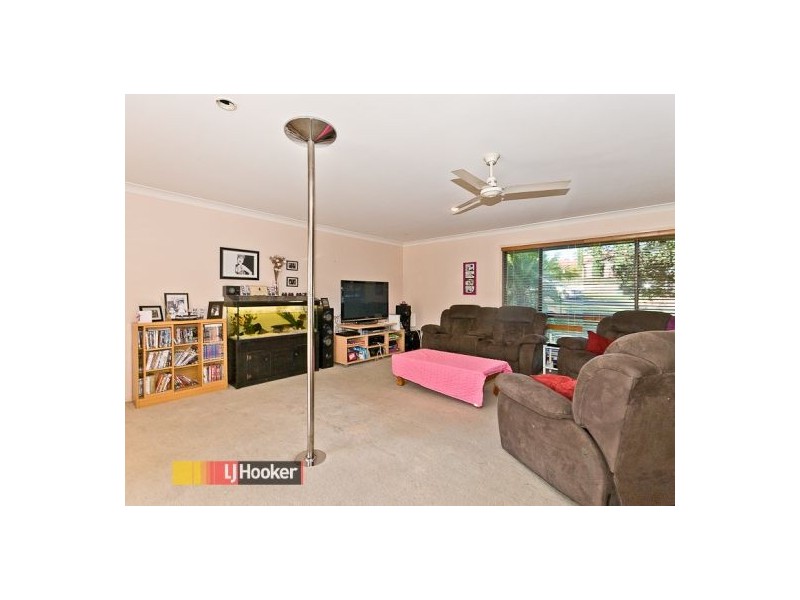 13 Montclare Crt, Cashmere QLD 4500
