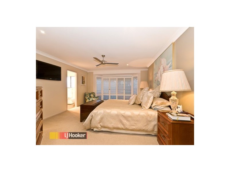 13 Whipbird Crt, Cashmere QLD 4500