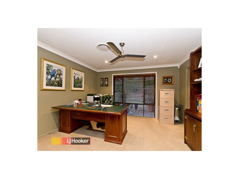 13 Whipbird Crt, Cashmere QLD 4500