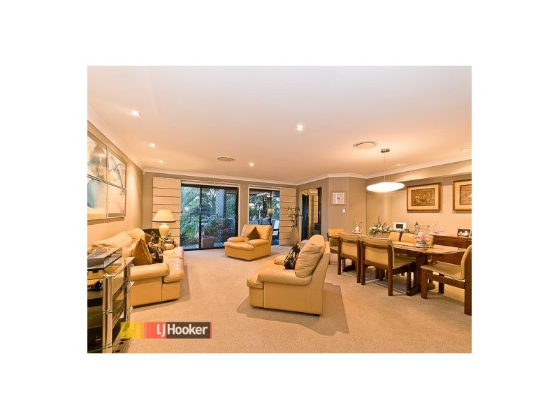 13 Whipbird Crt, Cashmere QLD 4500