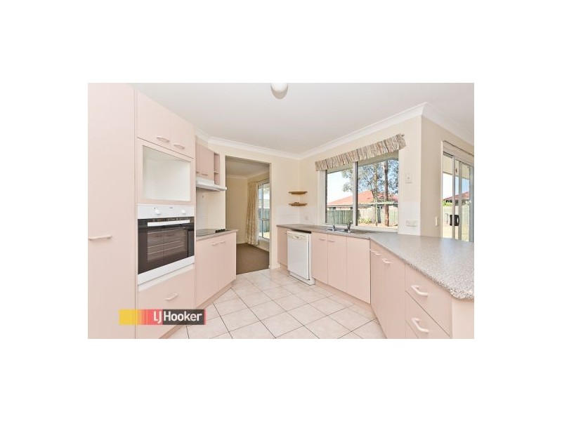 34 Kurrajong Dve, Warner QLD 4500