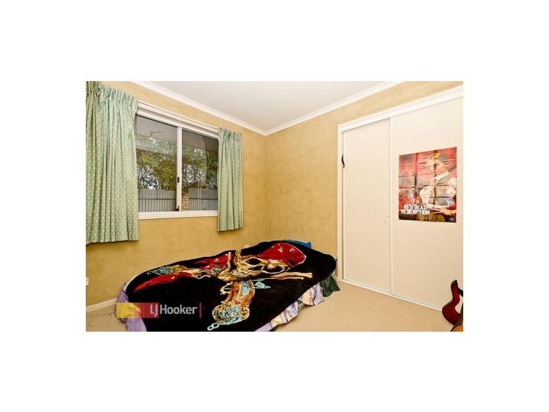 3 Fulmar, Warner QLD 4500