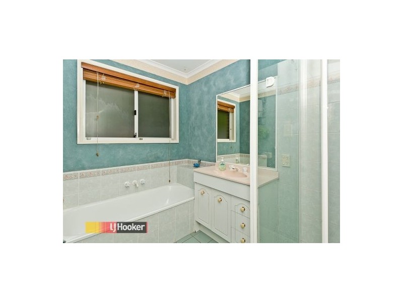 3 Fulmar, Warner QLD 4500