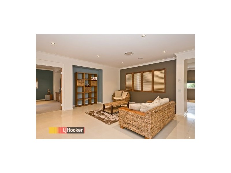 4 Kipfler Lane, Warner QLD 4500