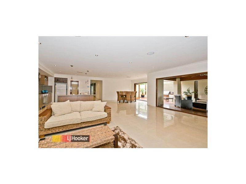 4 Kipfler Lane, Warner QLD 4500