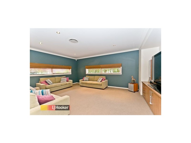 4 Kipfler Lane, Warner QLD 4500