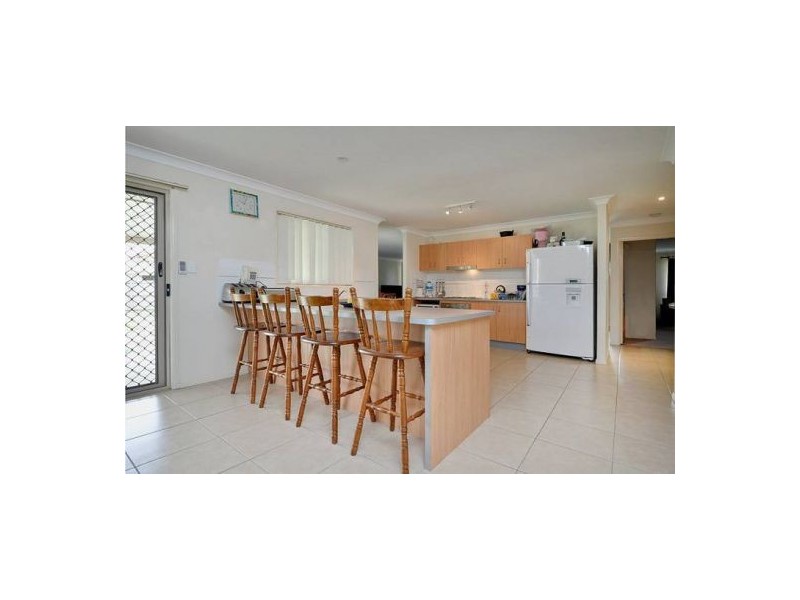 8 Halifax Crt, Bray Park QLD 4500