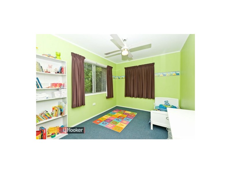 18 Gardiner St, Lawnton QLD 4501