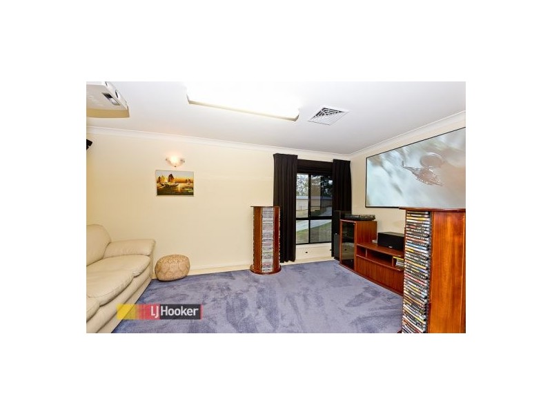 24 Lamaur St, Warner QLD 4500