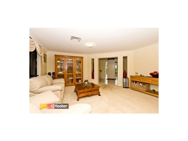 24 Lamaur St, Warner QLD 4500