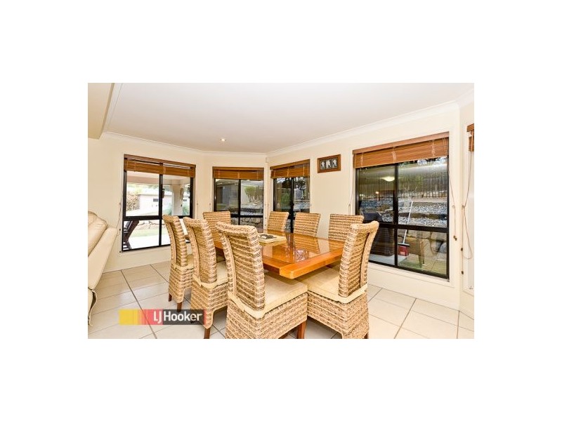 24 Lamaur St, Warner QLD 4500