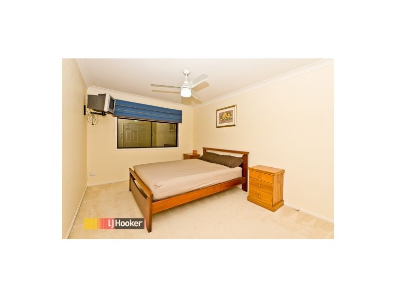 24 Lamaur St, Warner QLD 4500