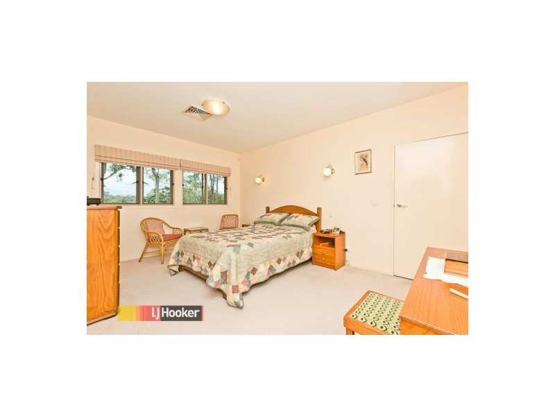 5 Liuda Crt, Samford Valley QLD 4520