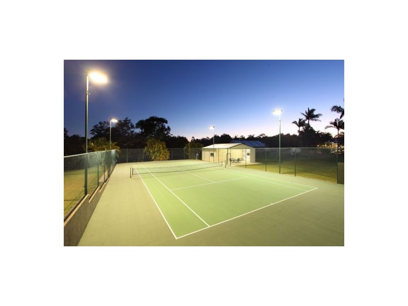 6 Mayflower st, Warner QLD 4500