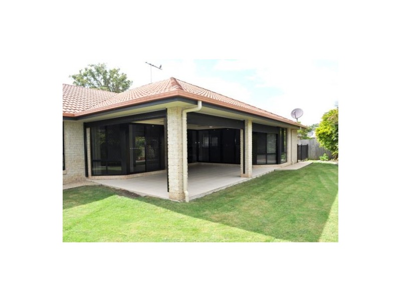 27  Franzin Drive, Cashmere QLD 4500