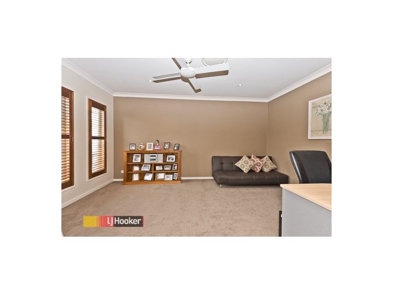 12 Curlew ST, Warner QLD 4500