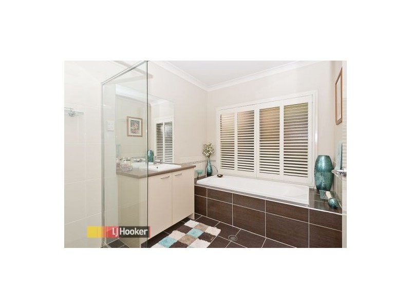 12 Curlew ST, Warner QLD 4500
