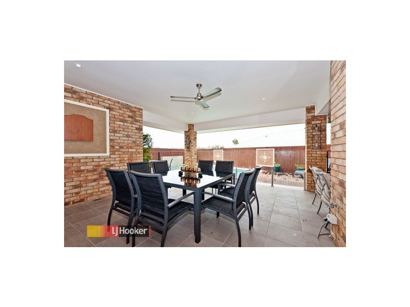 12 Curlew ST, Warner QLD 4500