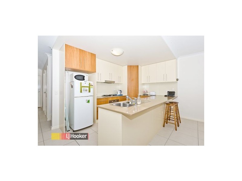 4/15 Curwen Terrace, Chermside QLD 4032