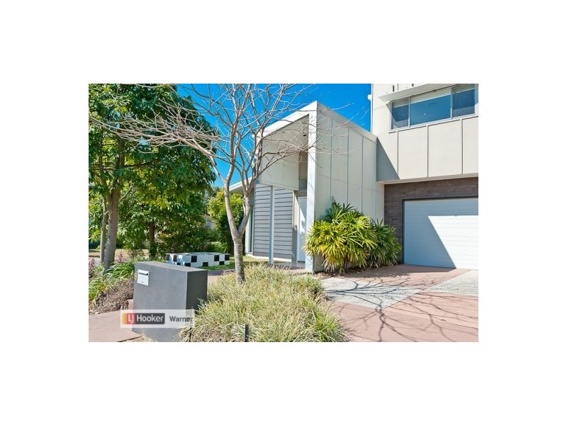 8 Kipfler Lane, Warner QLD 4500