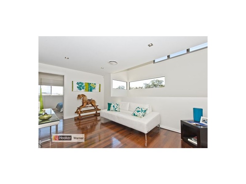 8 Kipfler Lane, Warner QLD 4500