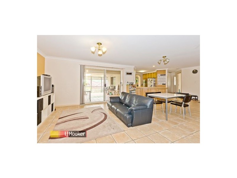 30 Cressbrook Drive, Albany Creek QLD 4035