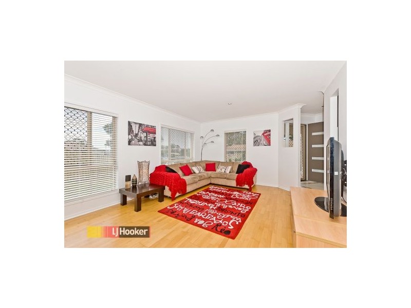 11 Paulette Crt, Cashmere QLD 4500