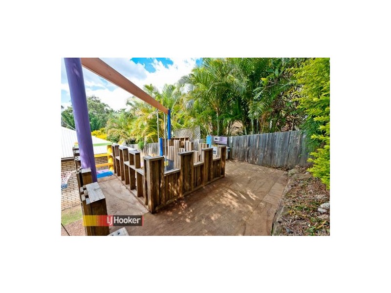 11 Paulette Crt, Cashmere QLD 4500