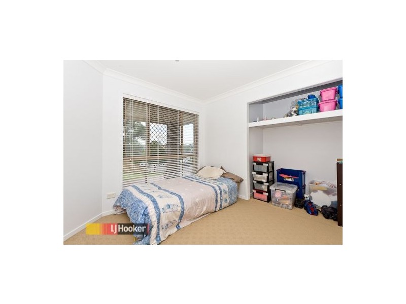 11 Paulette Crt, Cashmere QLD 4500