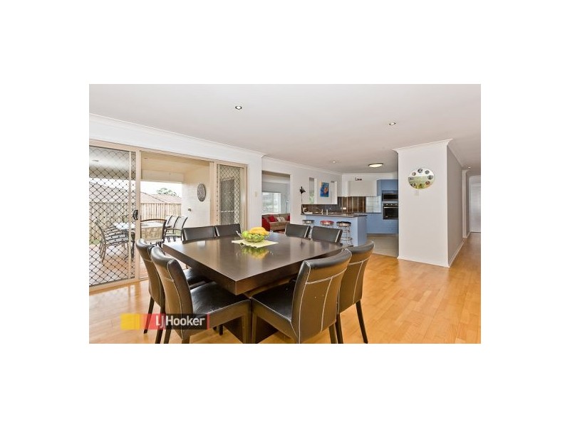 11 Paulette Crt, Cashmere QLD 4500