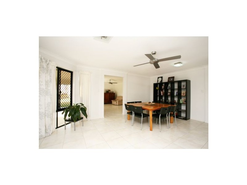 8 Mahaffey Crt, Cashmere QLD 4500