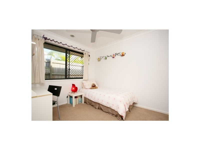 8 Mahaffey Crt, Cashmere QLD 4500