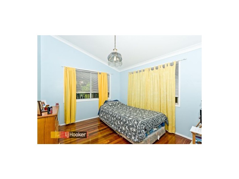 3 Doonside Pde, Brendale QLD 4500