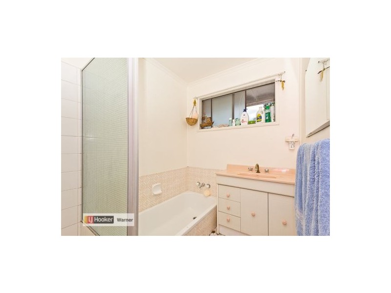 4 Oscar St, Albany Creek QLD 4035