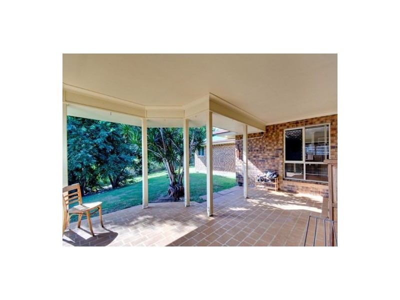 27a Hayward Ave, Cashmere QLD 4500