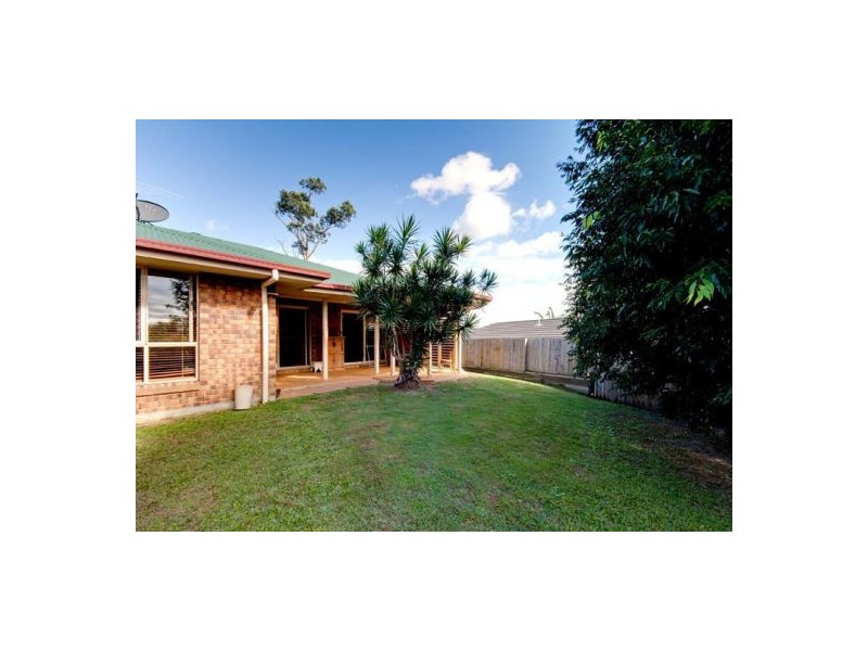 27a Hayward Ave, Cashmere QLD 4500