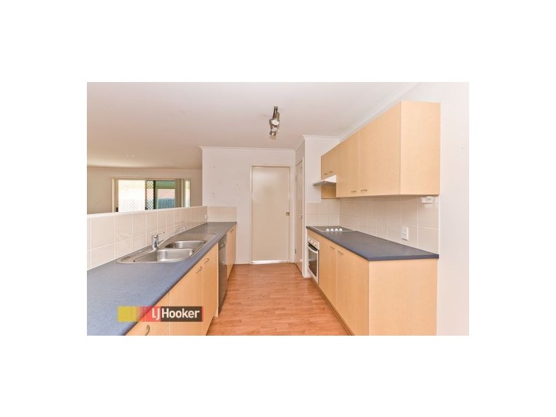 8 Hazelnut Close, Warner QLD 4500